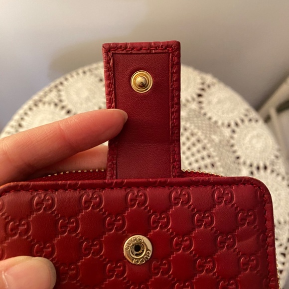 ✨Authentic Gucci Red Wallet✨ - Picture 7 of 10